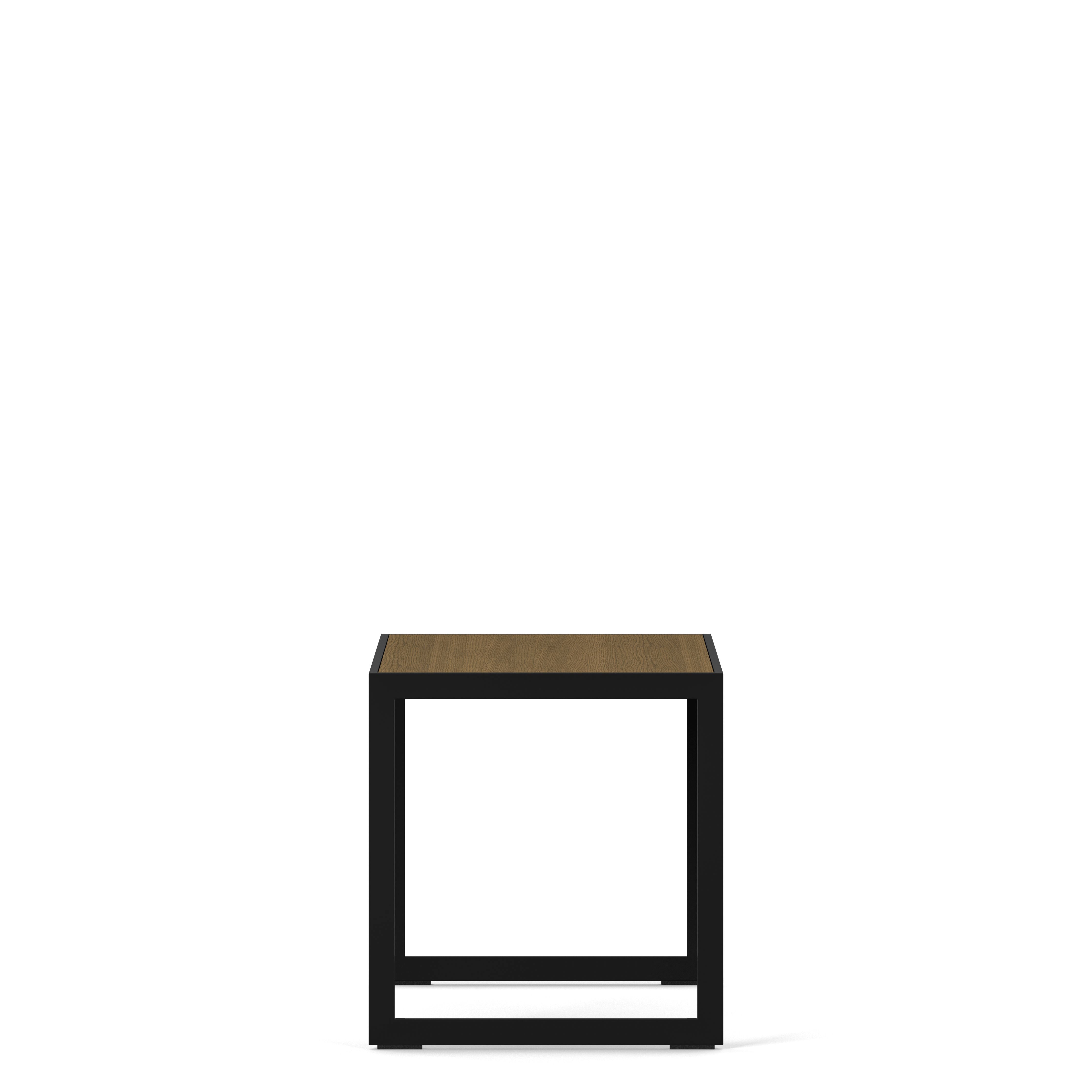 Englesson Bord Square Sidobord #Variant_Svart Metall & Burned Walnut