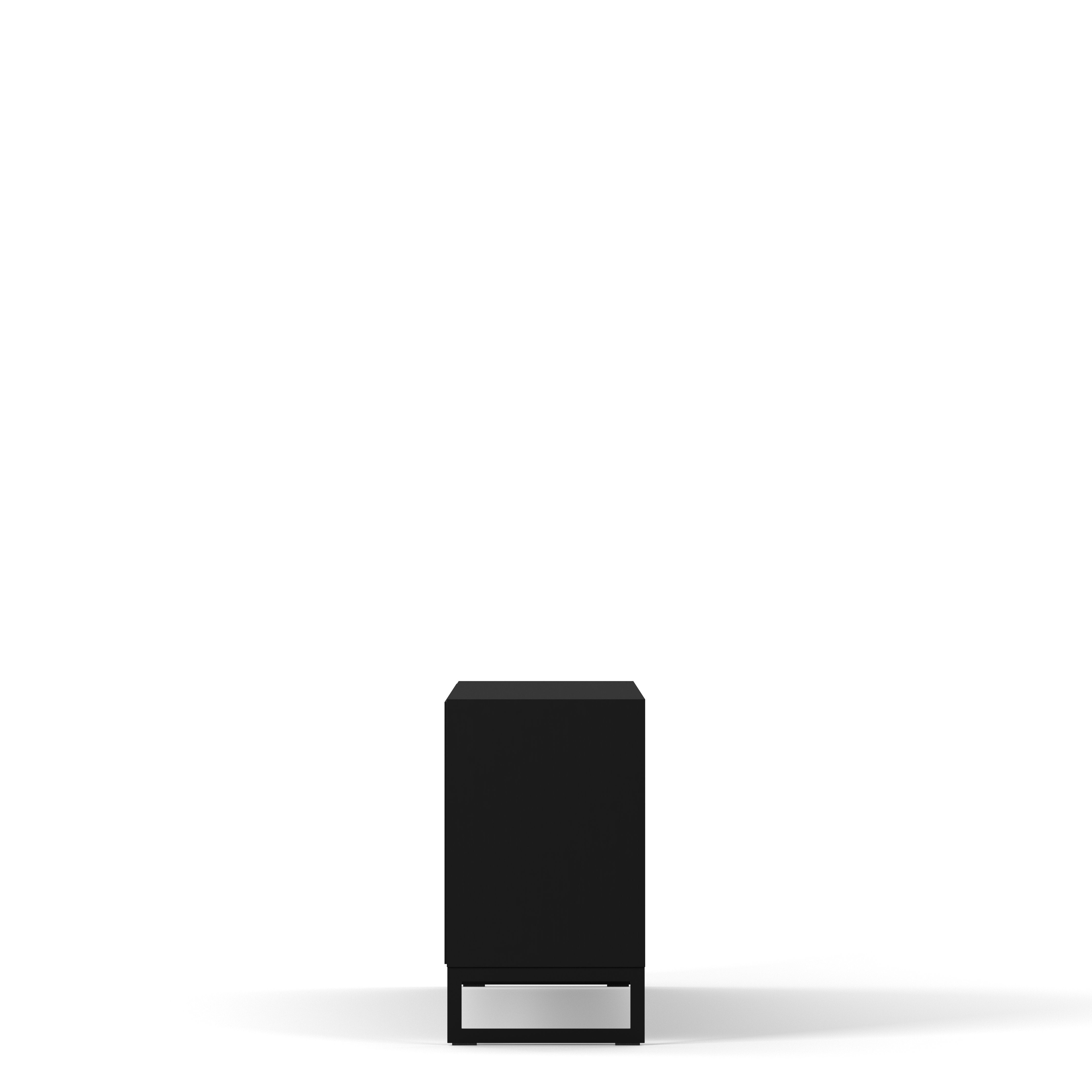 Englesson Skänkar Line Burned Walnut Skänk 4 Dörrar #Variant_Black & Burned Walnut