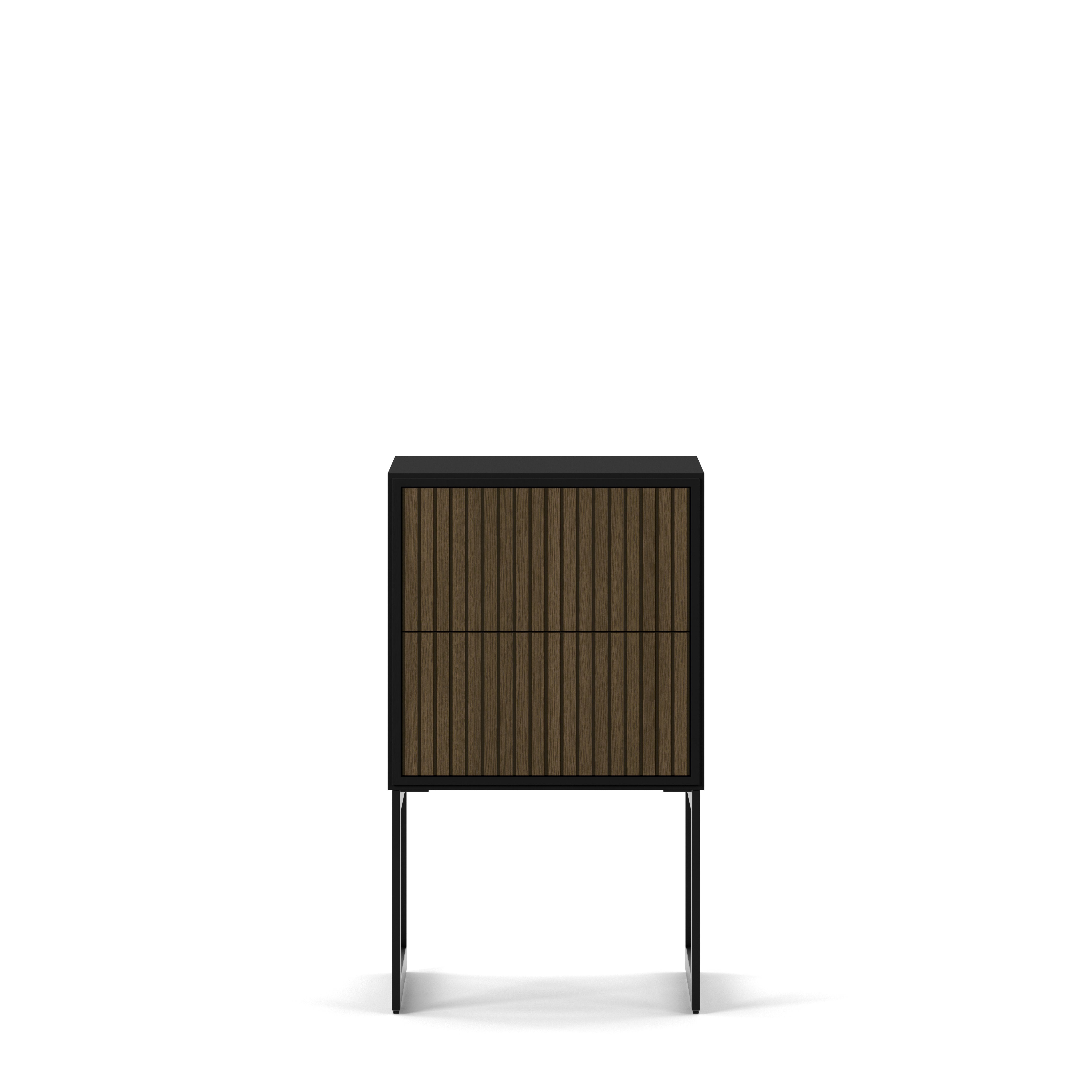 Englesson Bord Black & Burned Walnut Line Burned Walnut Sängbord 6828BW-B #Variant_Black & Burned Walnut 